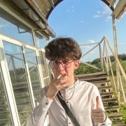 YUNGBDSBOY