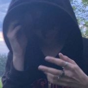 Whyucry