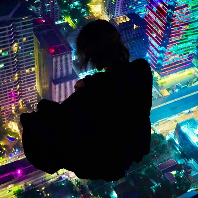 UP & DOWN
