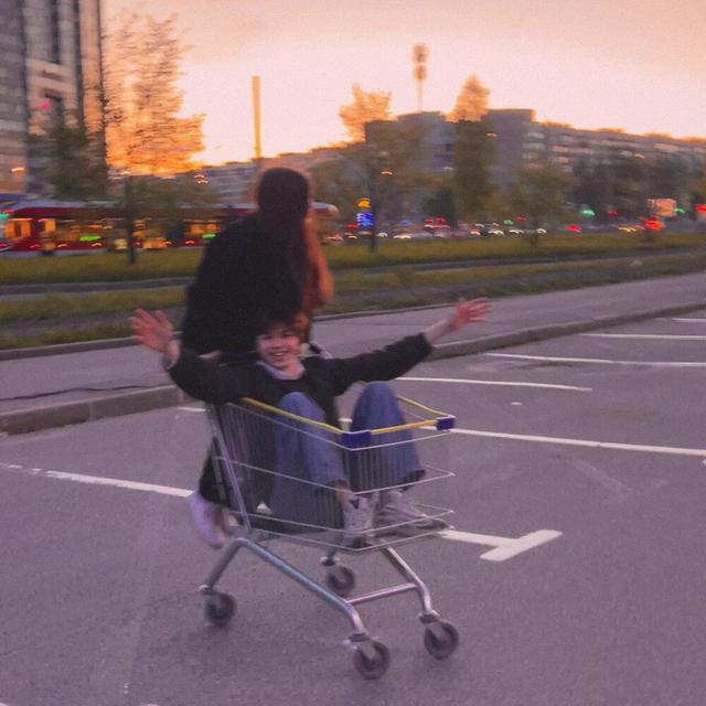 кто сказал, что нам нельзя угнать машину?